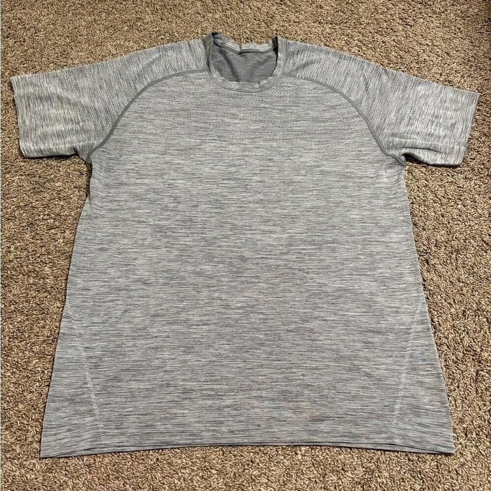 Unbranded Men's Grey T-shirt